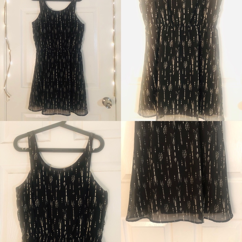 Cute knee Length back with white arrows dress